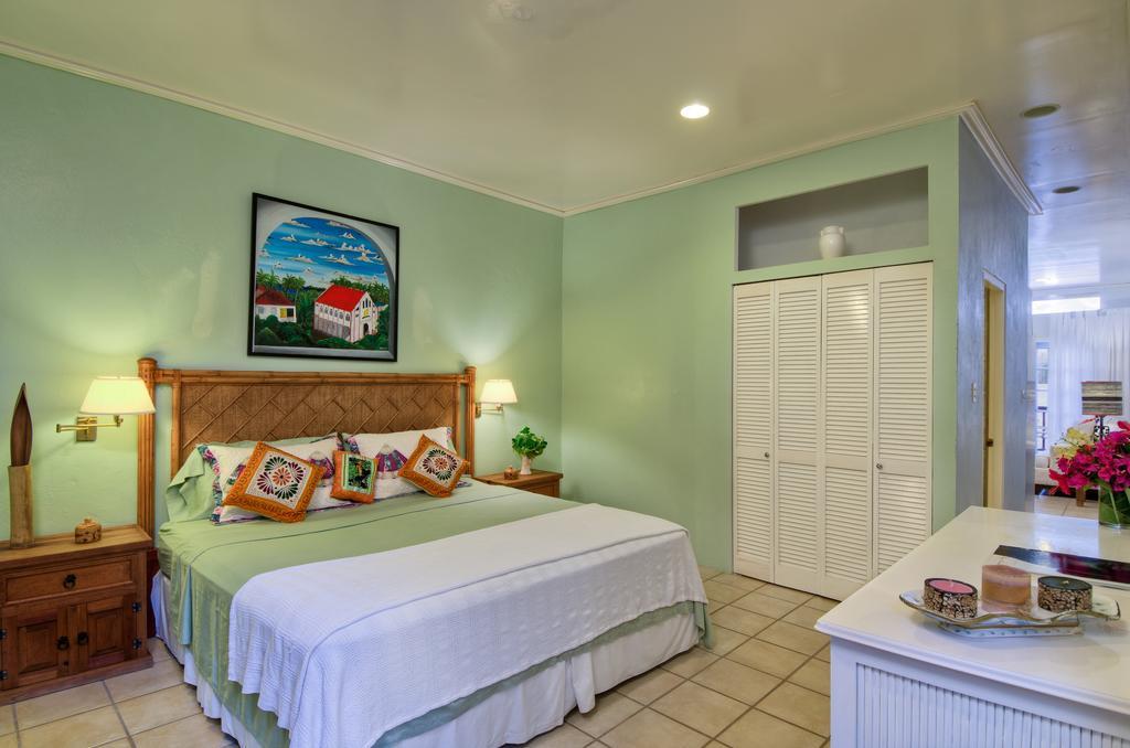 Fort Recovery Villa Suites Hotel Freshwater Pond Oda fotoğraf