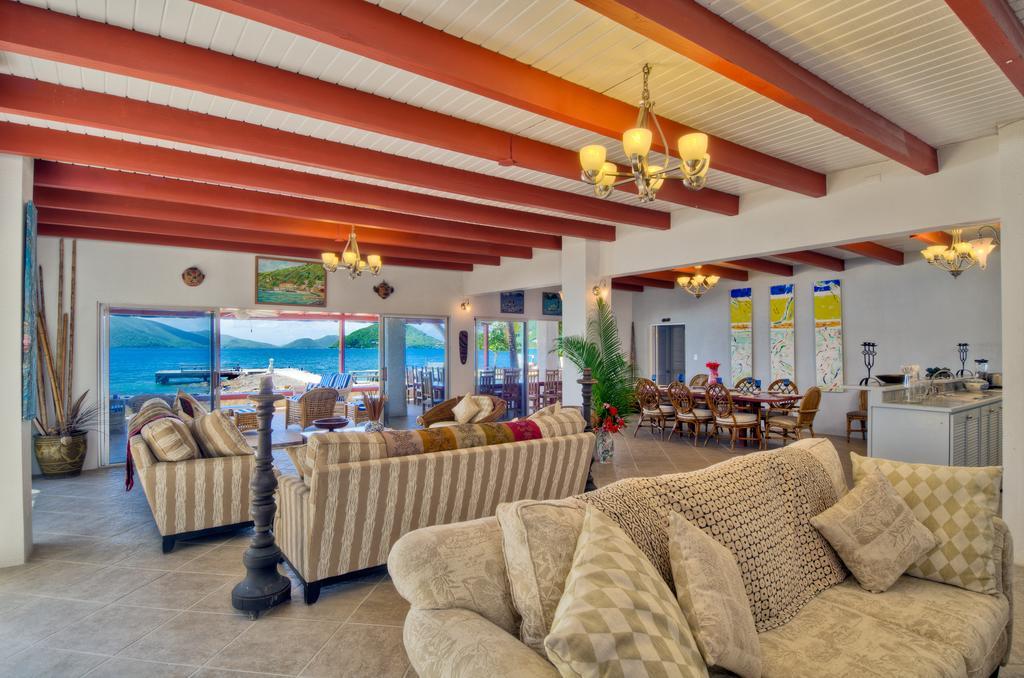 Fort Recovery Villa Suites Hotel Freshwater Pond Oda fotoğraf